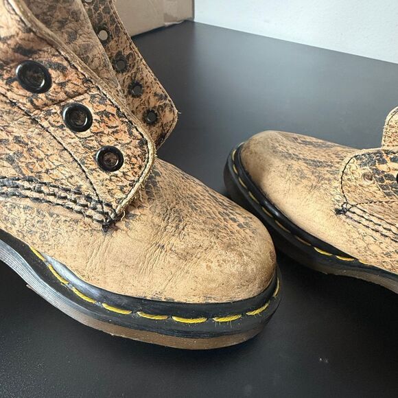 Vintage Dr. Martens Boots Pascal Snakeskin Snake Leather Women UK 4 US 6 Shoes‎ - Picture 11 of 13